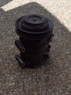 A/c compressor Corolla 2005-2008
