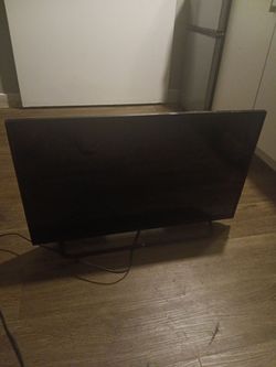 32" Element LED TV - Works great
