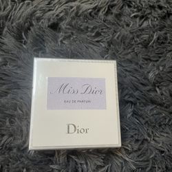 Miss Dior Perfume 