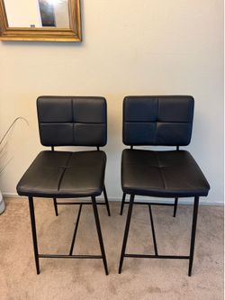 Bar stool