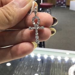 10k Gold Diamond Pendant  with Big Diamond ..💎💎💎💎 Special Deal For Weekend ..