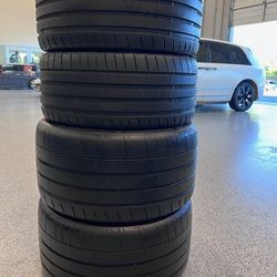 SET OF STAGGERED 245/30R20 305/30R20 BRIDGESTONE POTENZA SPORT LAMBORGHINI SPEC TAKEOFF TIRES – LESS THAN 100 MILES