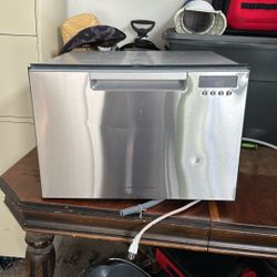 Dishwasher 
