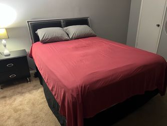Queen bed