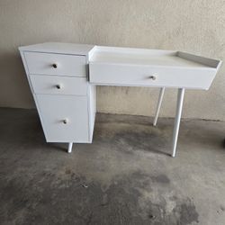 White Child's Desk