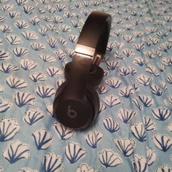Beats Pro 4