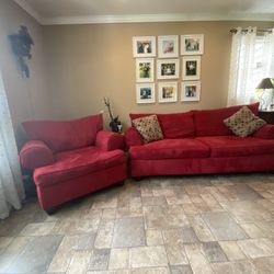 Couch And Chairs With Ottoman