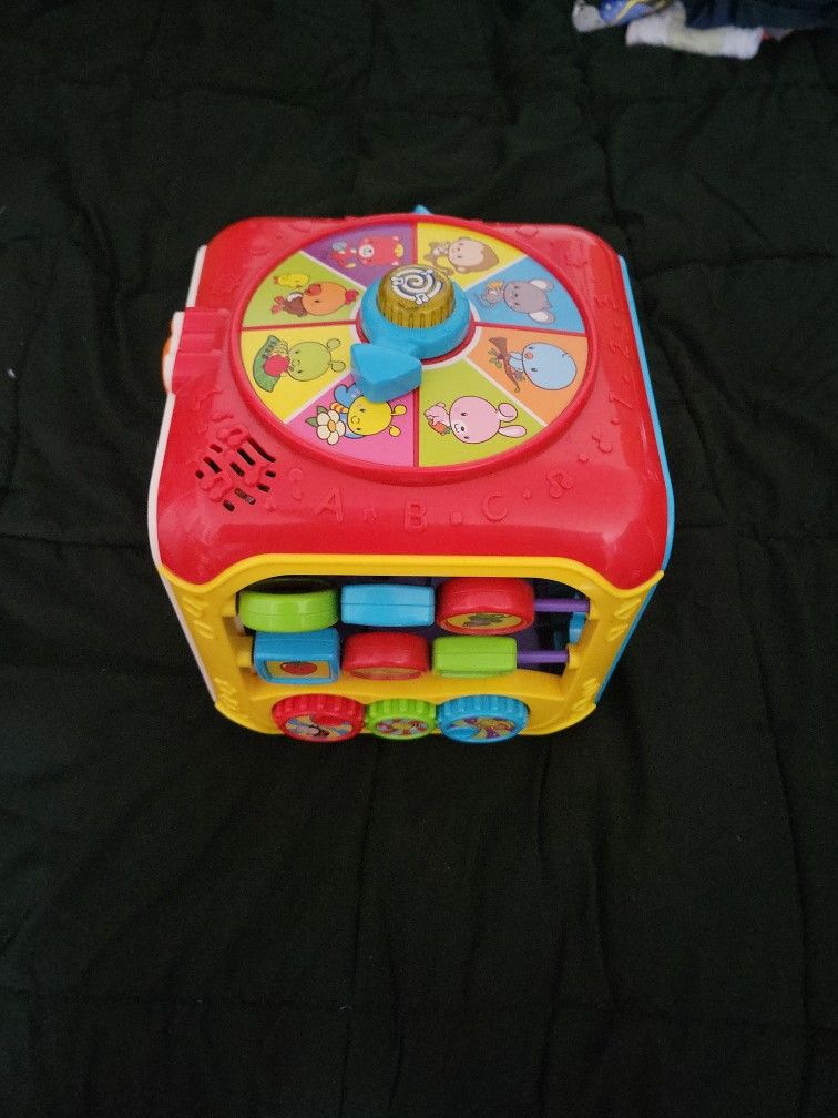 Small Toddler Activity Center