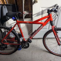 Cannondale V700