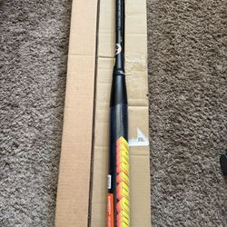 Easton Tantrum Usssa 13 Inch 26oz Bat Brand New 