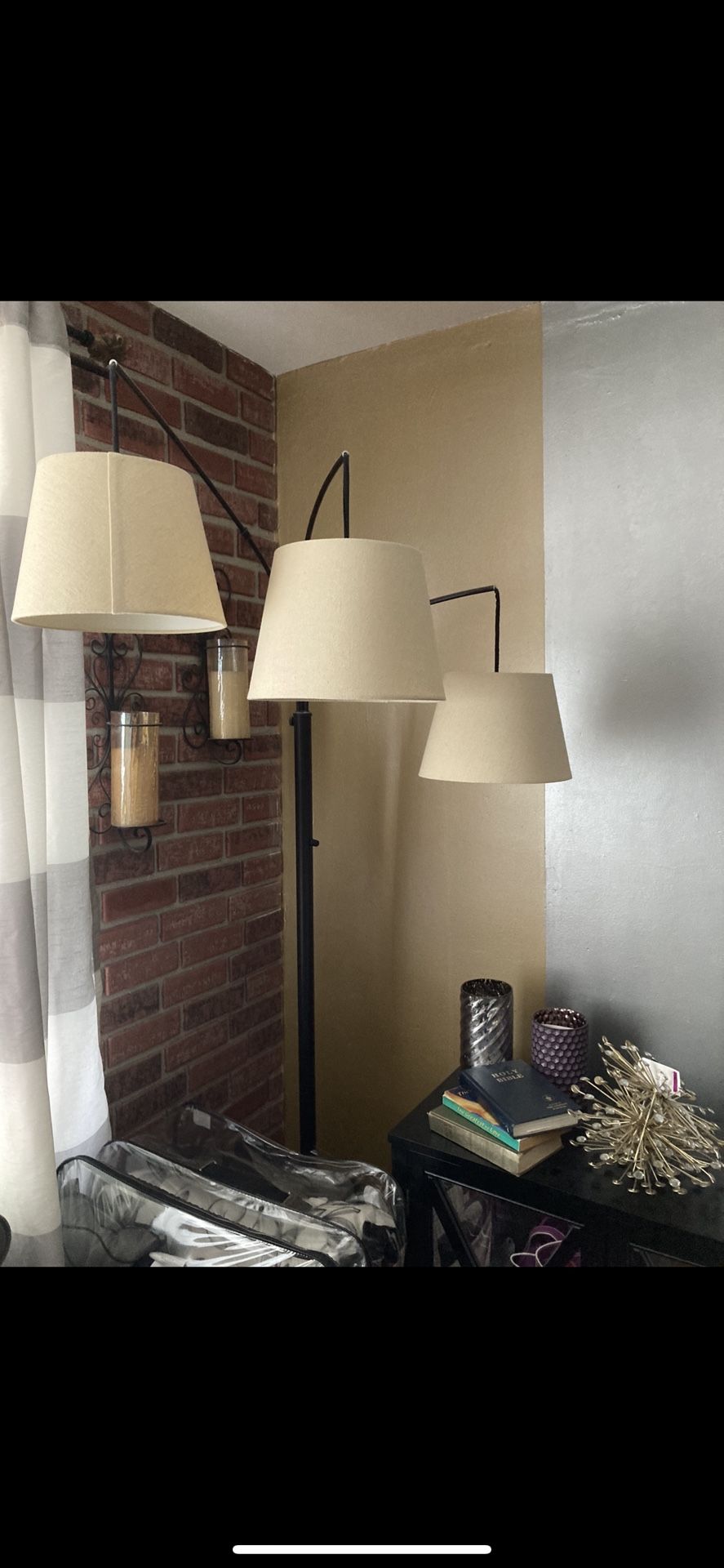 Floor lamp