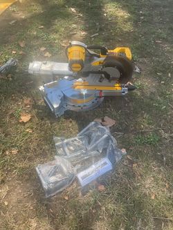 DeWalt Miter Saw with Accessories