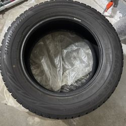 Bridgestone Blizzak WS80 225/60R17 Winter Tire set