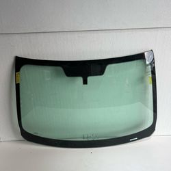(2295) 15-19 Lincoln Mkc Front Windshield wind shield glass cristal 2015 2016 2017 2018 2019