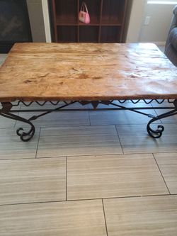 Solid wood and Metal Coffee Table Set