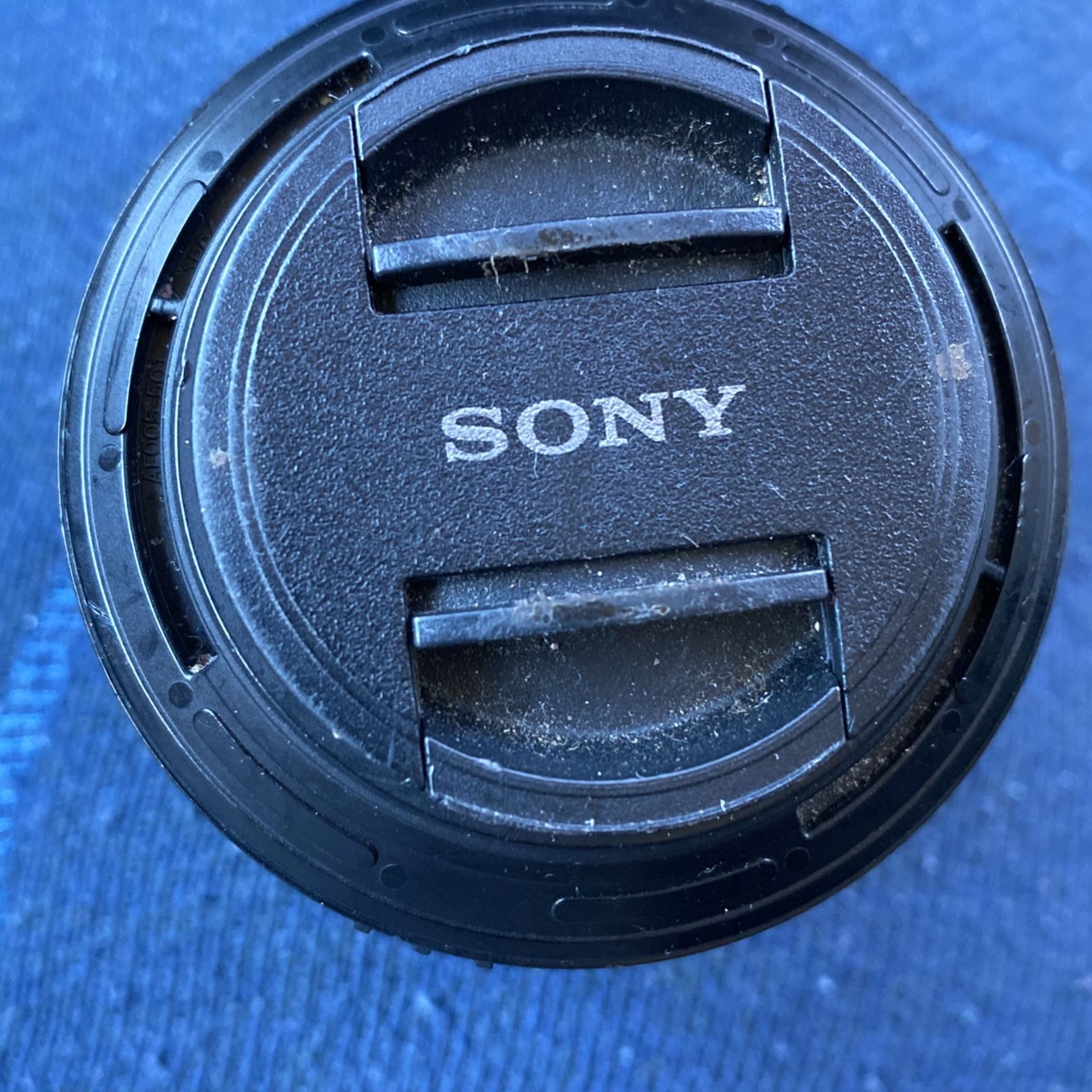 Sony FE 35mm F/2.8 Za lens