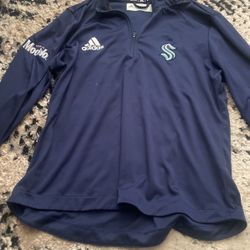 woman's Pull Over Modelo