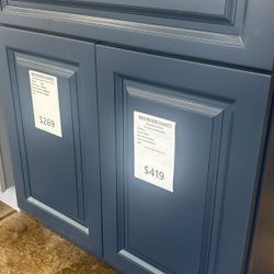Blue bathroom vanities 30” with marble top