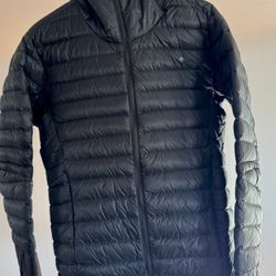 Specialized Packable Down Hooded Jacket – Men’s Small (Black)