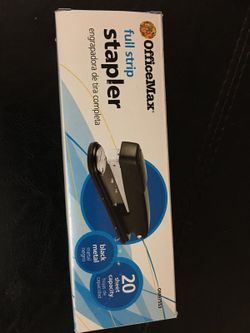 OfficeMax full strip Stapler
