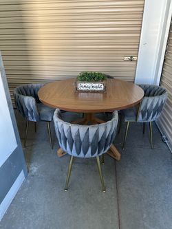 Table and 4 chairs