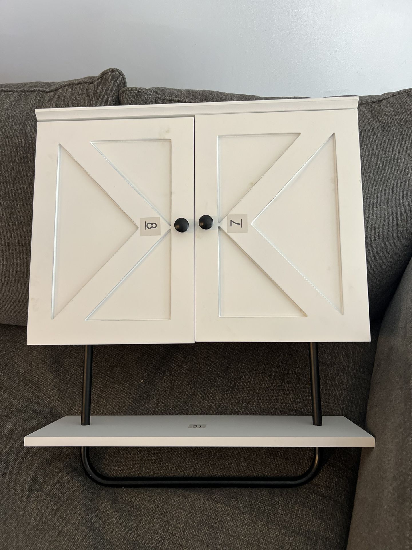Wall Cabinet 