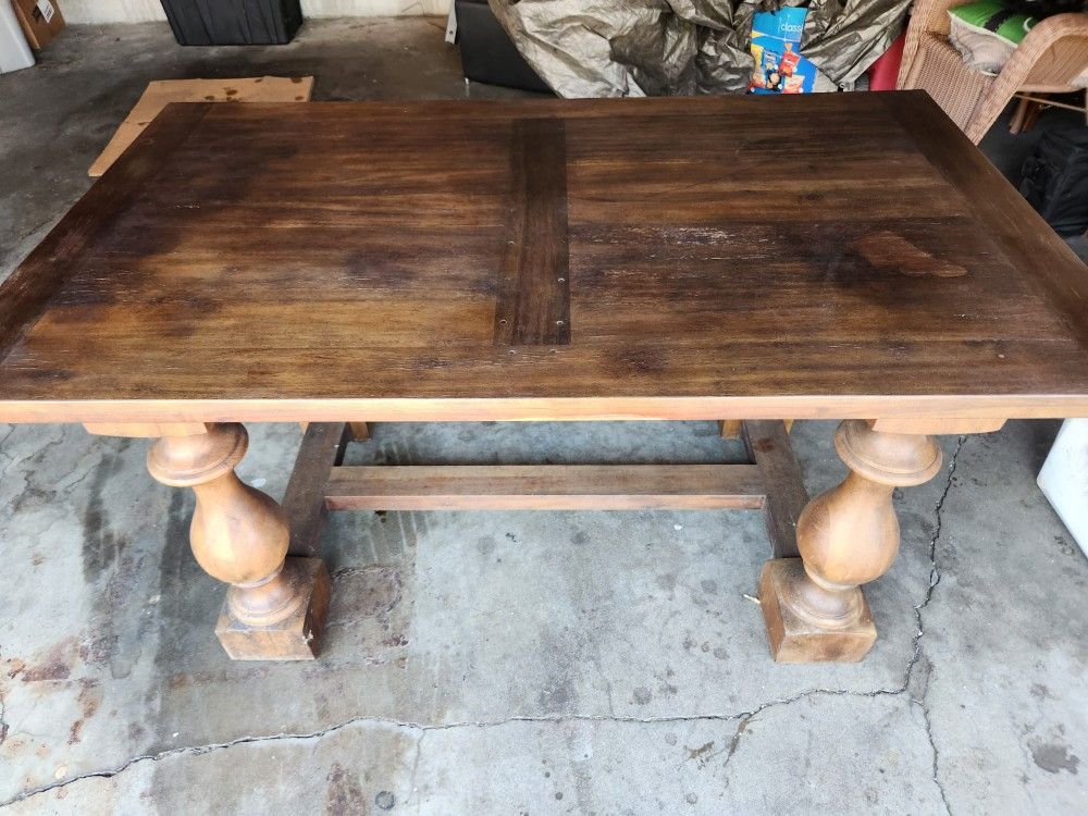 Wooden Work Bench