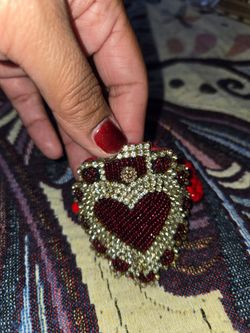 Pulcera artesanal de corazon