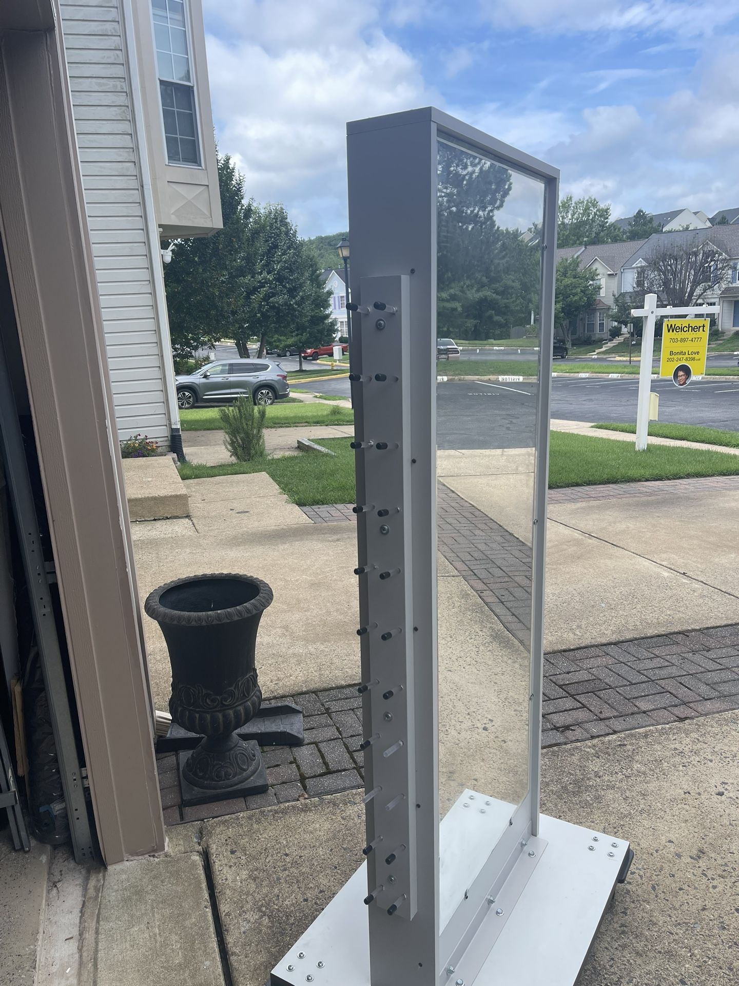 Weight Holder With Mirror