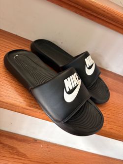 Men’s Nike Slides