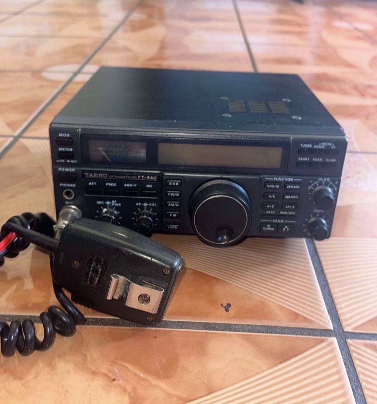 Yaesu Ft840 Hf Ham Radio Transceiver