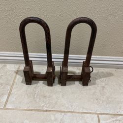2 heavy Duty Industrial Hanging Device.