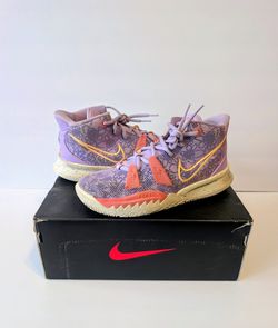 Nike Kyrie 7 Daughters Azurie 