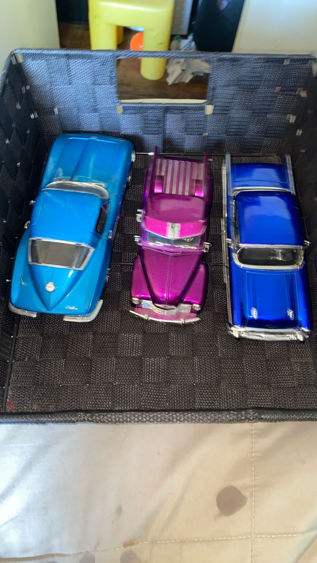 3 Muscle Toy Cars