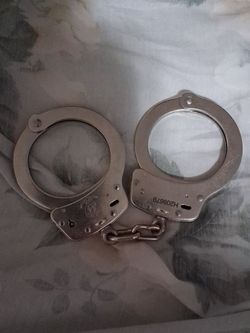 Smith And Wesson Handcuffs
