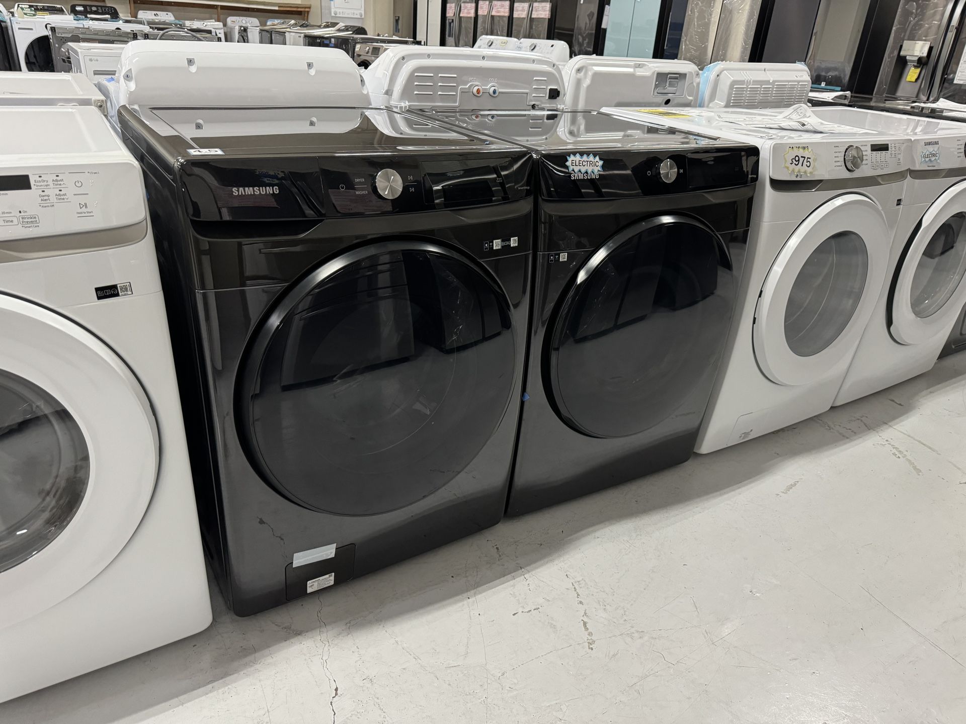 New Black Washer Dryer Set 1 Year Warranty