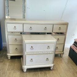 Champagne Gold Glam Dresser (New) Can Deliver 
