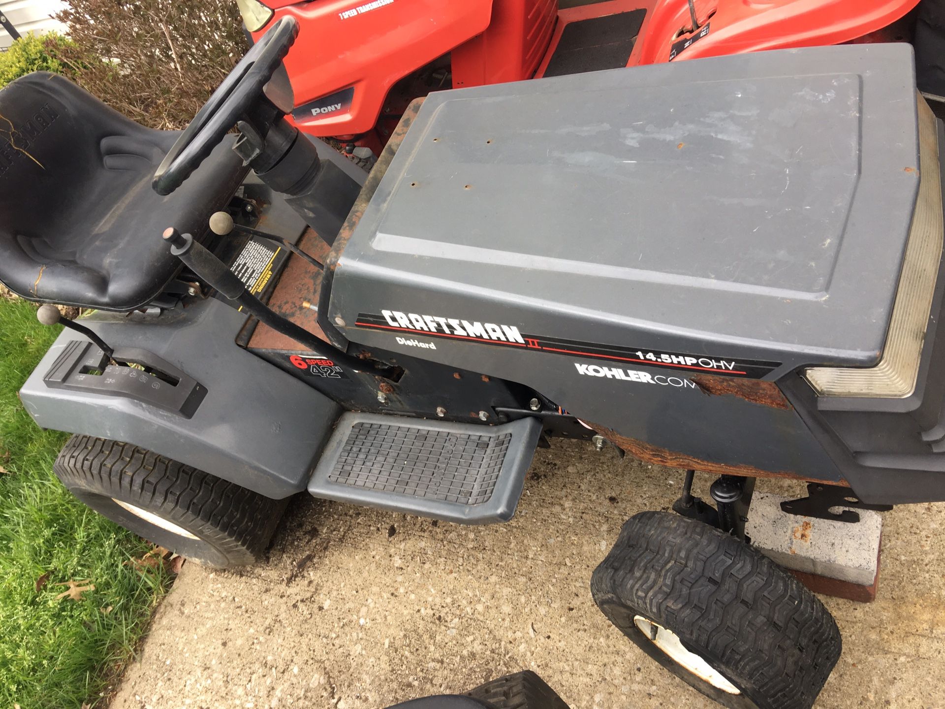 Riding lawn mower craftsman - non running