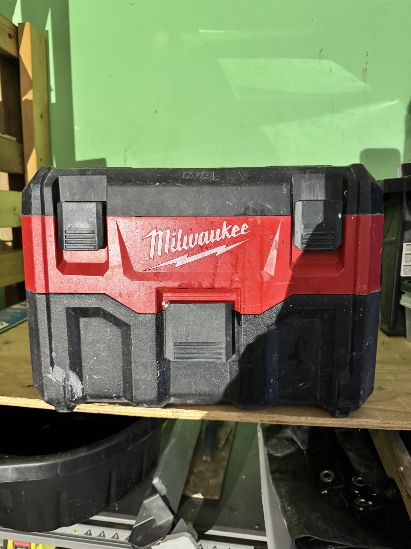 Milwaukee Vacuum