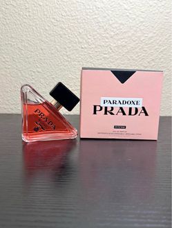 Prada Paradoxe Perfume