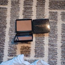 Anastasia Beverly Hills Bronzers
