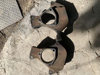 2006 SILVERADO KNUCKLES (OEM)