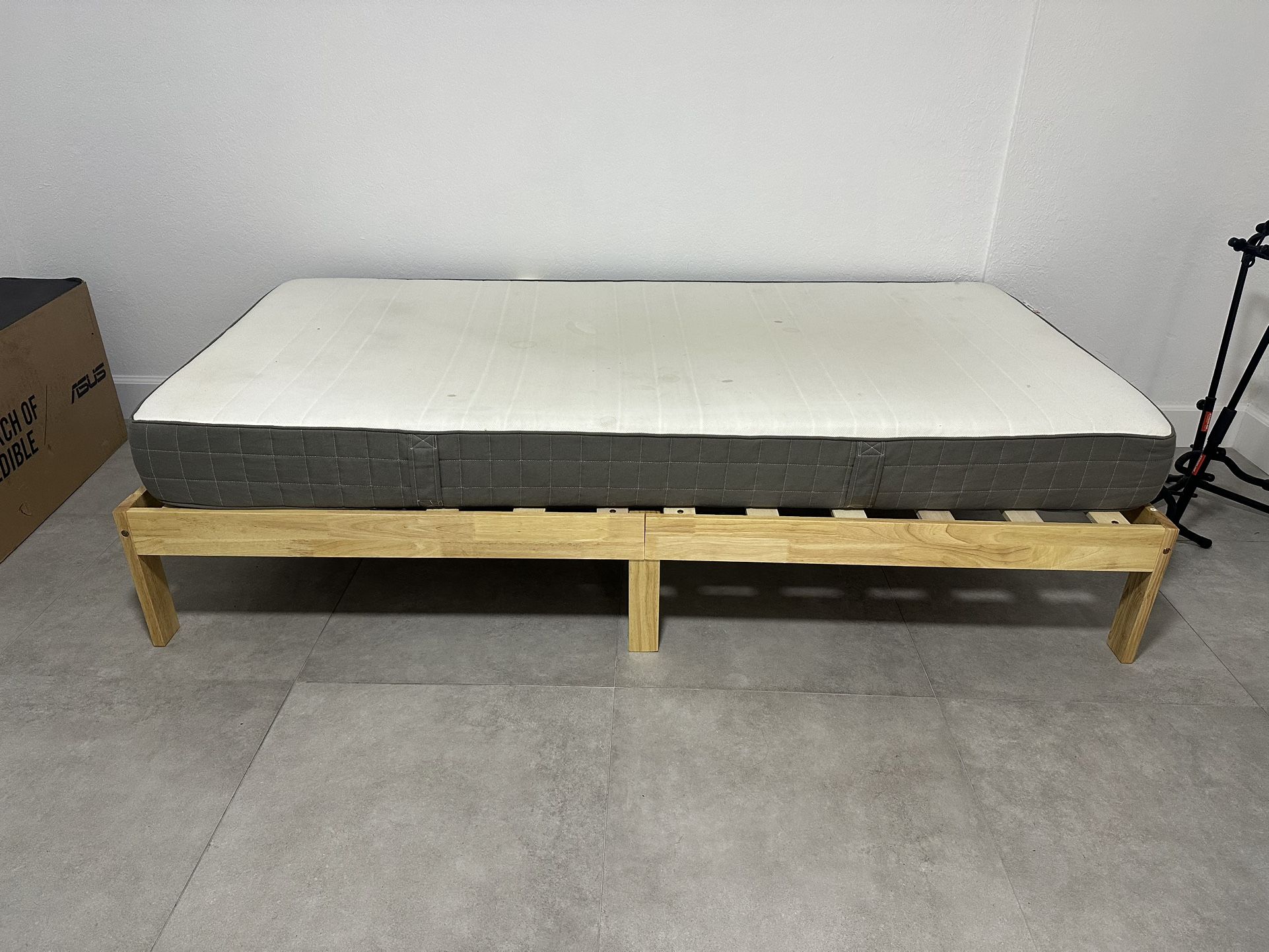 Futon (Brand New used for staging)
