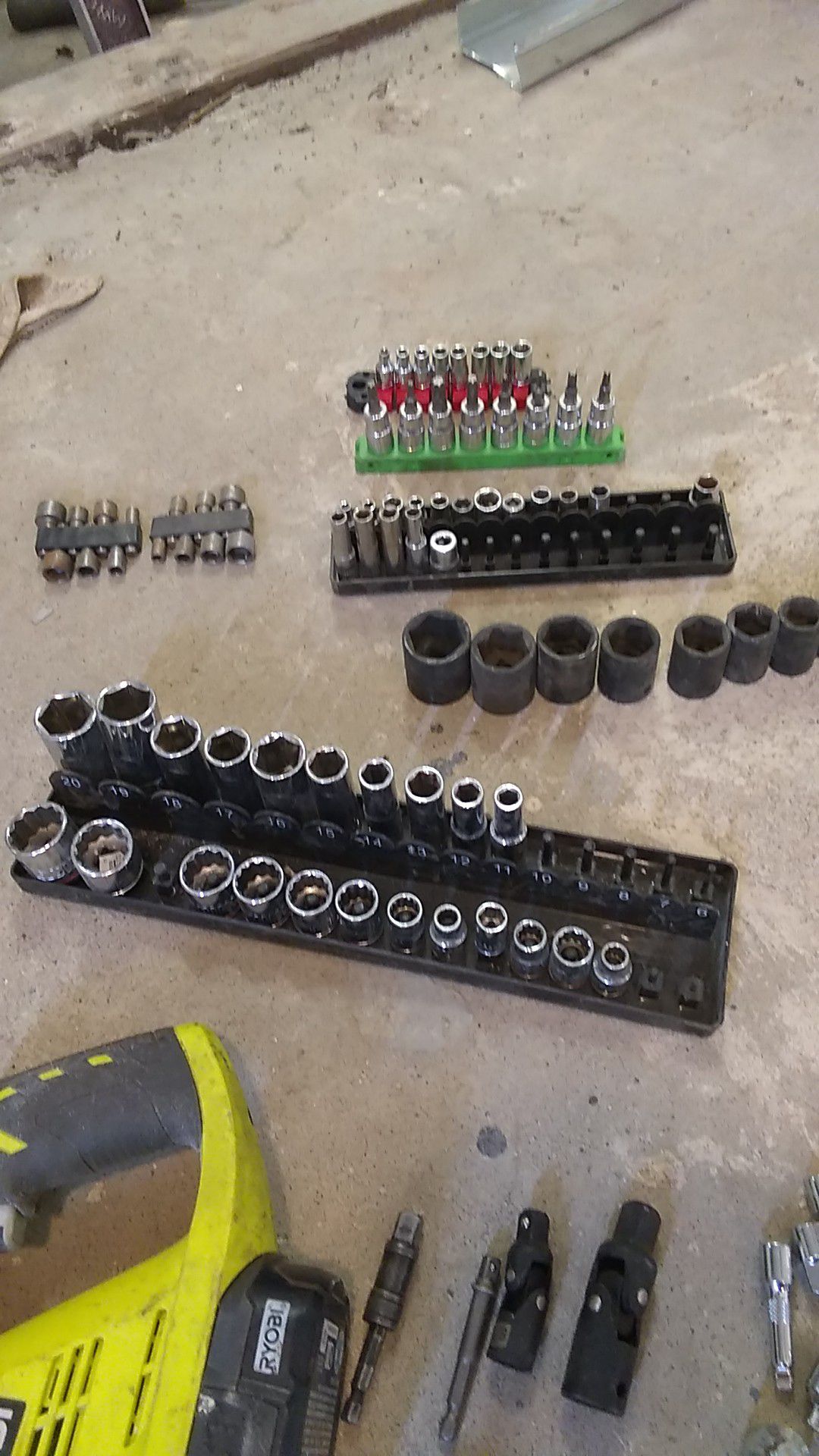 Ryobi set wrench set socketset drill bits
