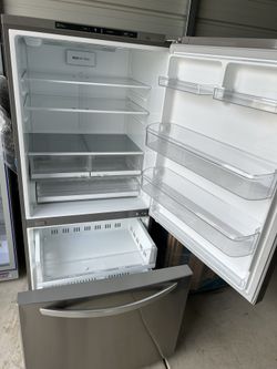 LG Stainless Steel Refrigerator – 26 Cu Ft Bottom Freezer (Newer Model)