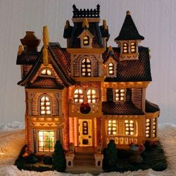 2006 Lemax Randolph Lighted Manor  - Christmas Village