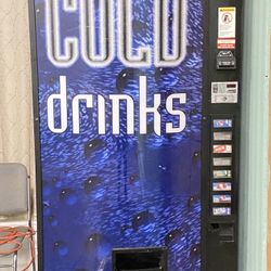 Vending pop Machine