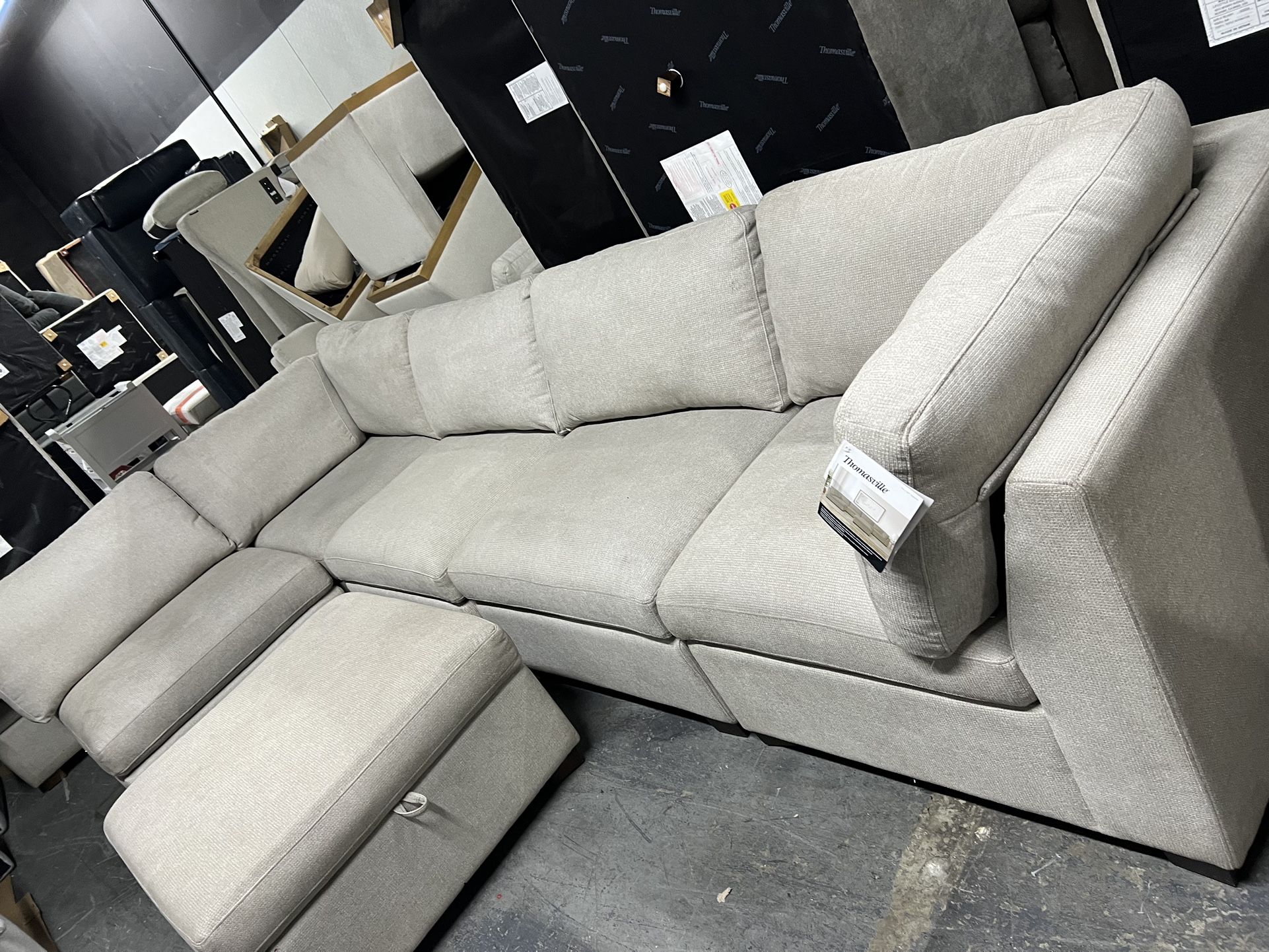 SECTIONAL COUCH SOFA Rockford