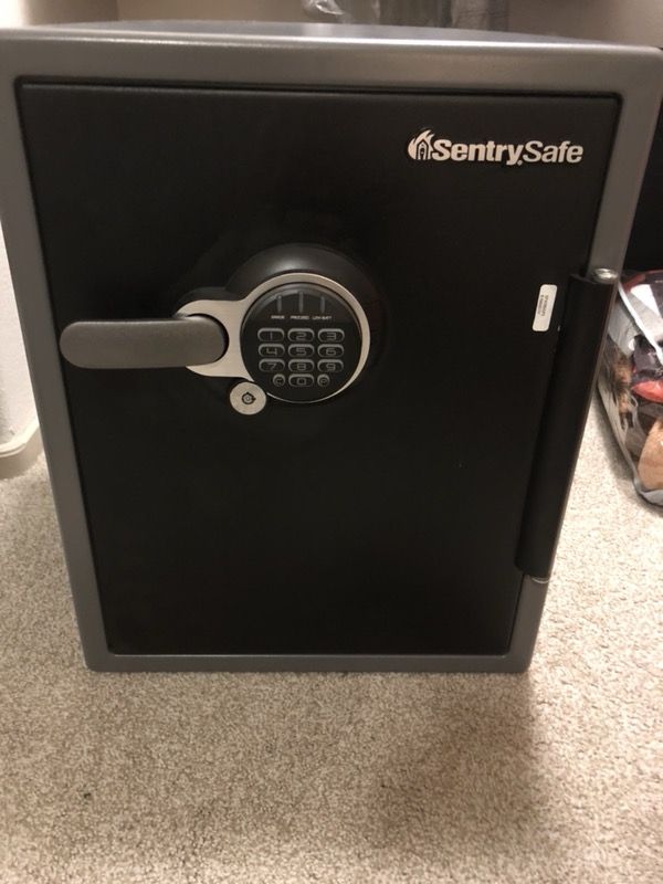 SentrySafe SFW205GPC Digital fire/water safe