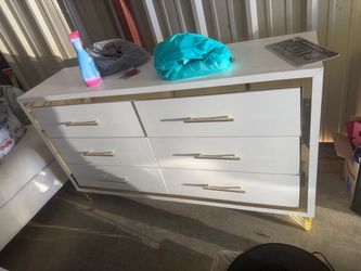 Lucia Beige dresser
